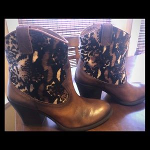 Antonio Melani animal print boots